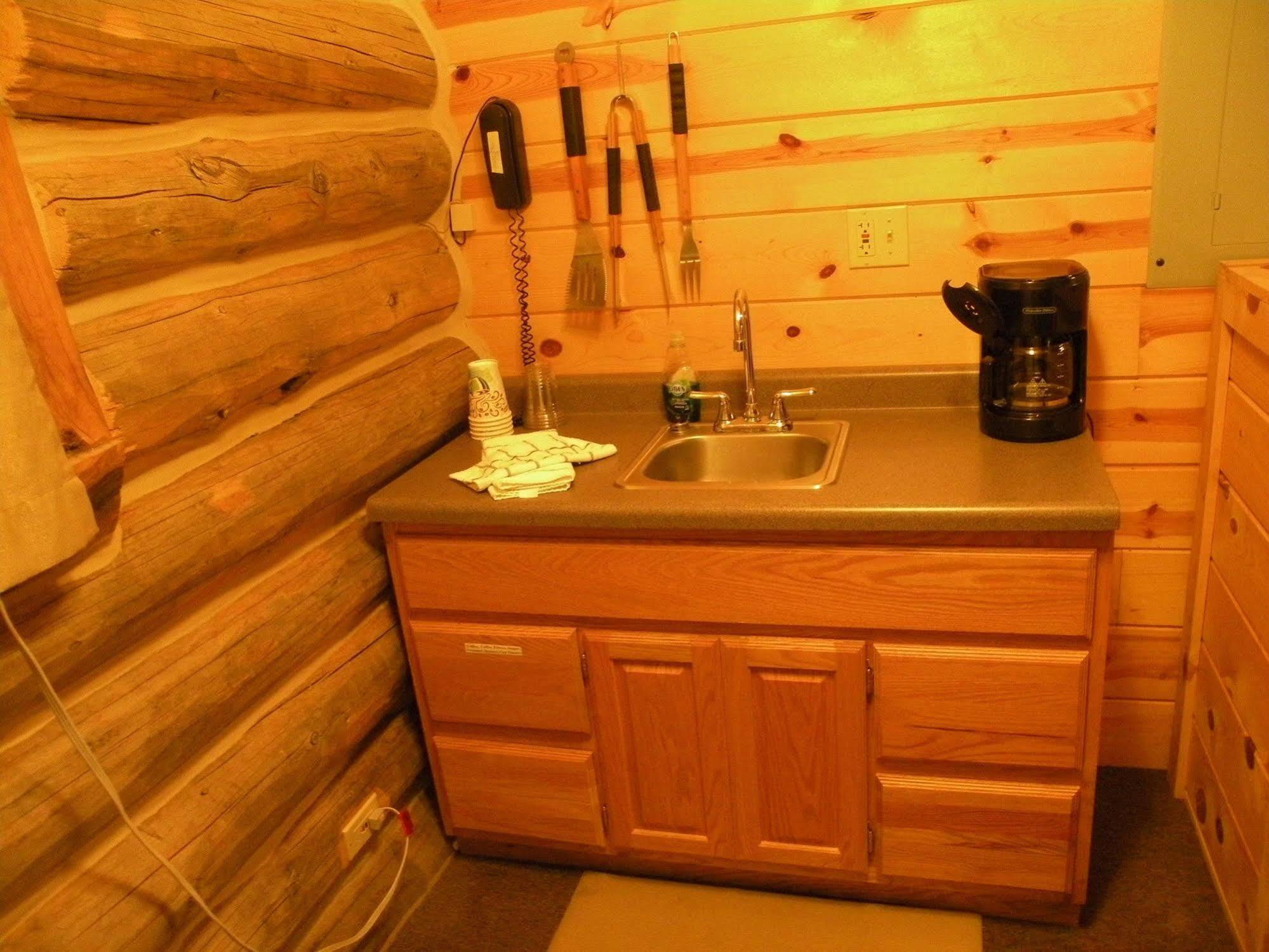 Gold Camp Cabins Custer Extérieur photo